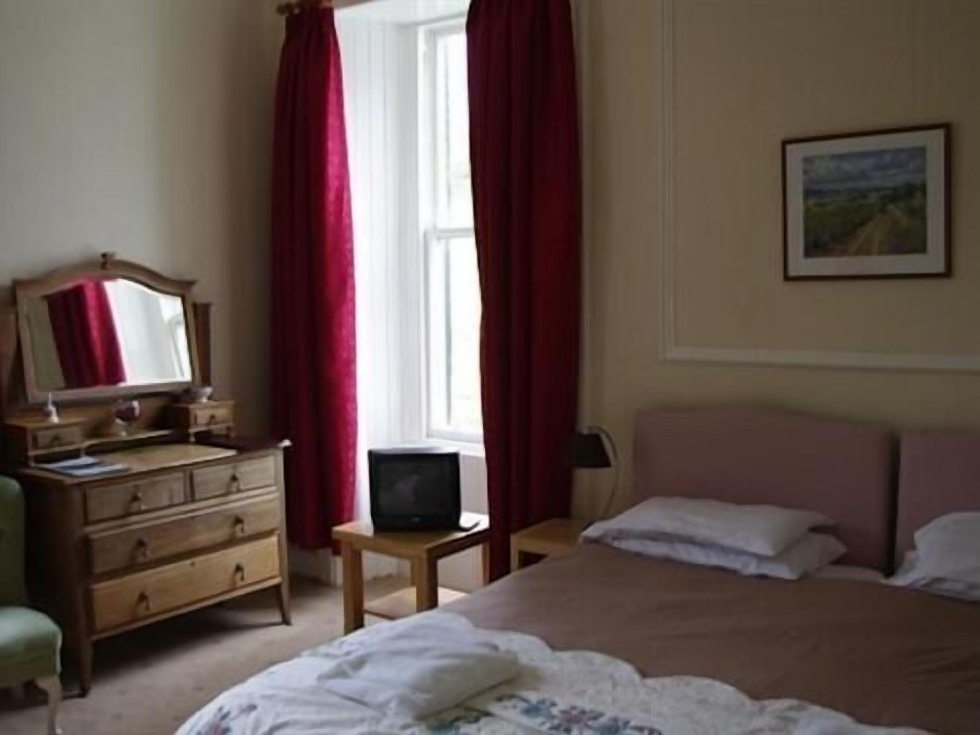 The Cuilfail Hotel Kilmelfort Exteriör bild